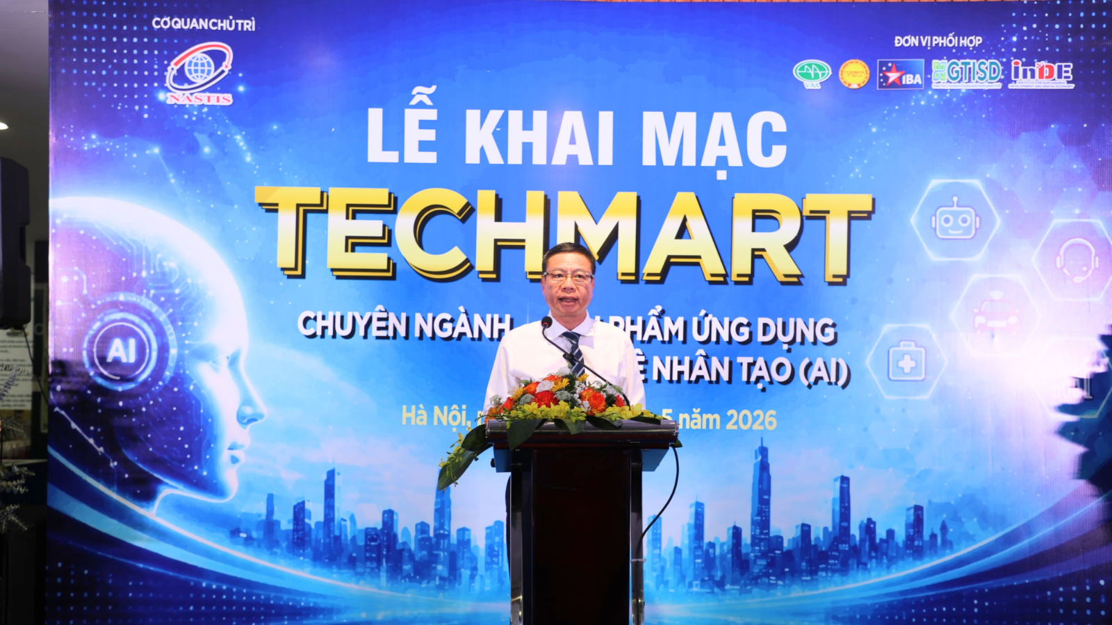 Có thể là hình ảnh về văn bản cho biết 'COQUANCHÜTRİ VASTS ĐƠN IBA GTISD I月d円 AI A LỄ KIAI MAC TECHMART CHUYÊNNGÀNH CHUYÊN NGÀNH PHẨM ỨNG DỤNG NHÂN TẠO (AD) năm2026 năm 2026 HàNội, Hà Nội, wnhiata'